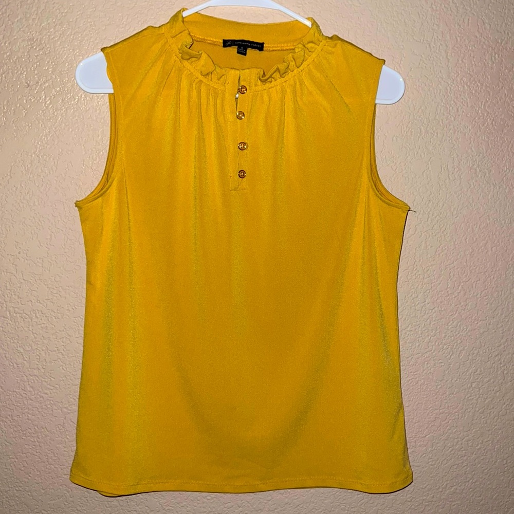 Sleeveless mustard-yellow top